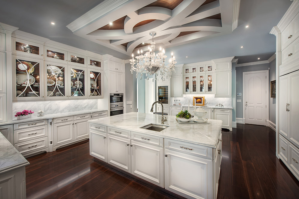 Stunning Transitional Kitchen